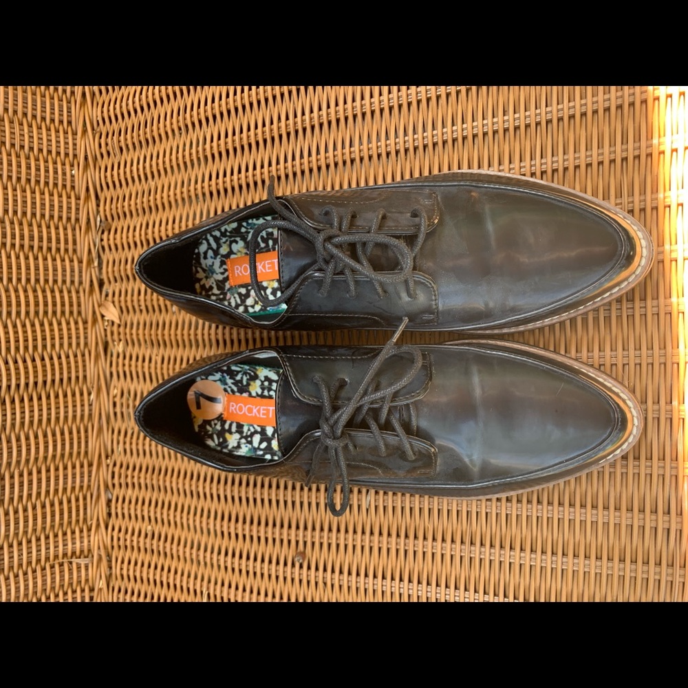 Black shoes